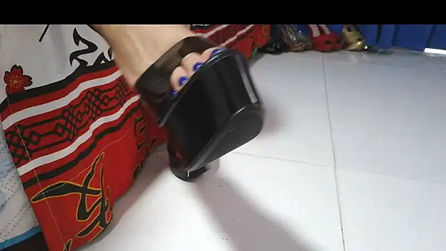 big boobsmature online show from April 13, 2026, 8:03 pm