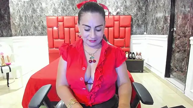 Imyourdirtymilf online show from December 13, 2025, 7:53 pm