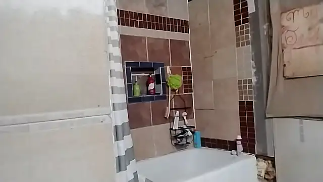 ThickDMattyxh online show from December 19, 2024, 9:18 am