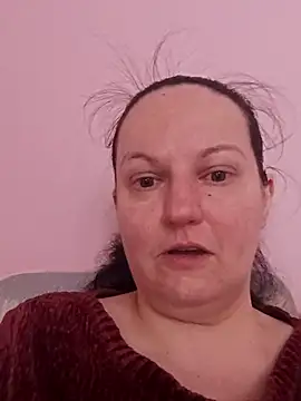 Snapshot of BustyLadyAlma chatting on April 25, 2026, 6:38 am BustyLadyAlma online show from April 25, 2026, 6:38 am
