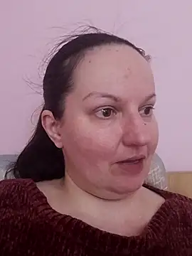 Snapshot of BustyLadyAlma chatting on April 26, 2026, 6:55 am BustyLadyAlma online show from April 26, 2026, 6:55 am
