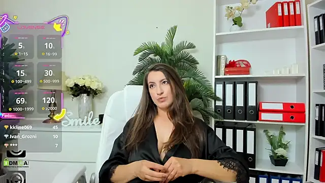 Snapshot of amayawest chatting on July 7, 2026, 6:47 am amayawest online show from July 7, 2026, 6:47 am