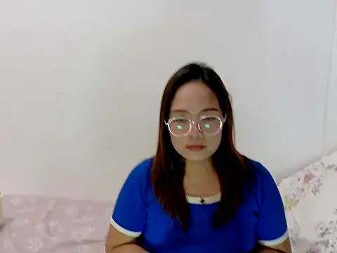 BURBERRY69 online show from May 15, 2026, 7:48 am
