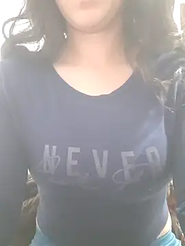 lizztaylor535 online show from February 14, 2025, 10:14 pm