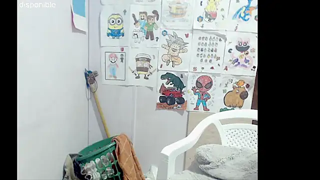 lizztaylor535 online show from September 22, 2025, 2:41 pm