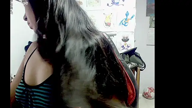 lizztaylor535 online show from November 6, 2025, 3:46 pm