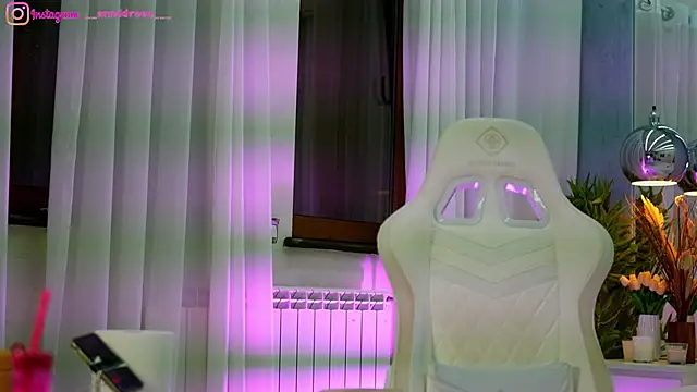 perfectt33n online show from March 23, 2026, 2:43 pm