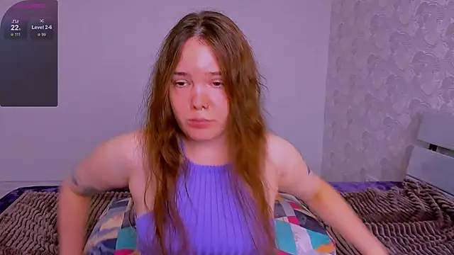 Janie JJ Curvie online show from July 13, 2026, 4:04 am