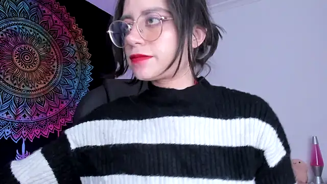 Snapshot of HazelKush chatting on March 21, 2025, 12:29 am HazelKush online show from March 21, 2025, 12:29 am