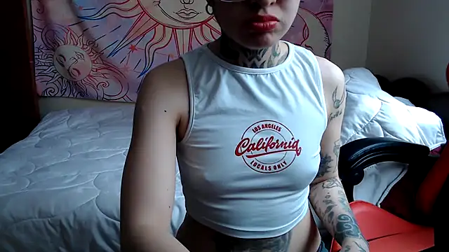 Snapshot of ArrangedFoot chatting on February 22, 2026, 9:02 pm ArrangedFoot online show from February 22, 2026, 9:02 pm