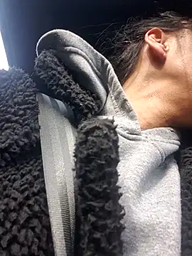 misscectito13 online show from December 2, 2025, 9:03 am