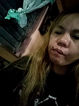 ambersmile online show from October 16, 2025, 8:21 pm