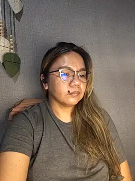 ambersmile online show from March 13, 2026, 12:45 pm