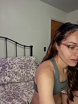 cassandracane online show from February 19, 2026, 2:57 pm