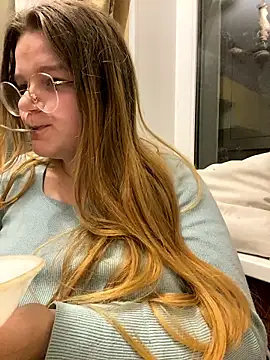 -MimmiLissa- online show from January 6, 2026, 2:37 am