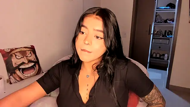 Snapshot of Naiara_sex chatting on March 8, 2025, 3:50 am Naiara sex online show from March 8, 2025, 3:50 am