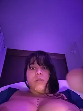 Naiara sex online show from November 30, 2025, 11:53 pm