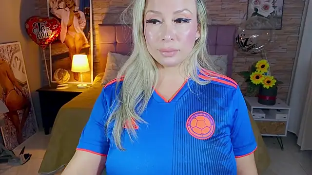 katalinahell2 online show from July 4, 2026, 1:01 am