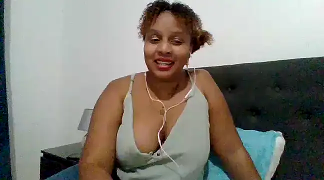Snapshot of Nathyjess195 chatting on December 12, 2024, 6:21 pm Nathyjess195 online show from December 12, 2024, 6:21 pm