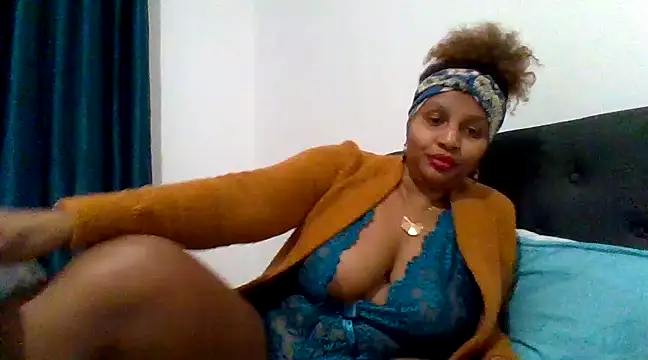 Snapshot of Nathyjess195 chatting on December 21, 2024, 12:42 am Nathyjess195 online show from December 21, 2024, 12:42 am