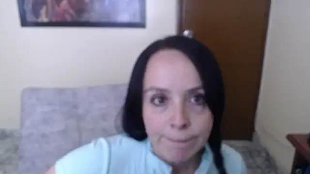 Snapshot of antara_hotgirl chatting on January 20, 2025, 6:53 pm antara hotgirl online show from January 20, 2025, 6:53 pm