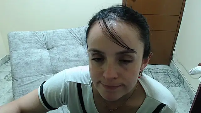 Snapshot of antara_hotgirl chatting on February 24, 2025, 10:03 pm antara hotgirl online show from February 24, 2025, 10:03 pm