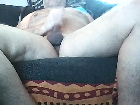 Snapshot of guy36 chatting on January 29, 2025, 9:33 am guy36 online show from January 29, 2025, 9:33 am