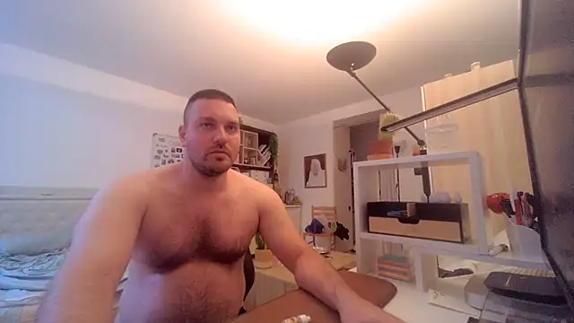Snapshot of PowerToes chatting on August 2, 2026, 4:27 pm PowerToes online show from August 2, 2026, 4:27 pm