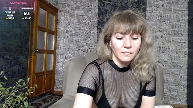mandy foxxx online show from February 4, 2026, 10:10 am
