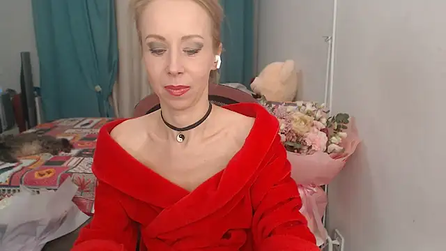 LuxuryNika online show from January 29, 2025, 3:15 pm