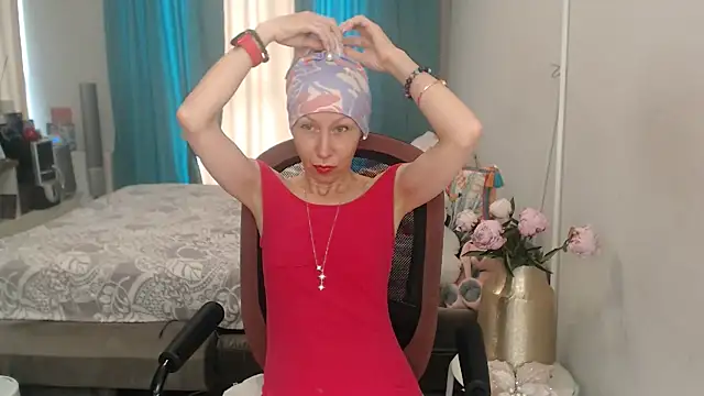 LuxuryNika online show from July 13, 2026, 11:35 am