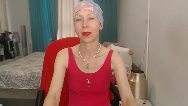 LuxuryNika online show from July 16, 2026, 3:07 pm