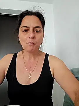 IsabelleCraft online show from September 28, 2025, 8:52 am