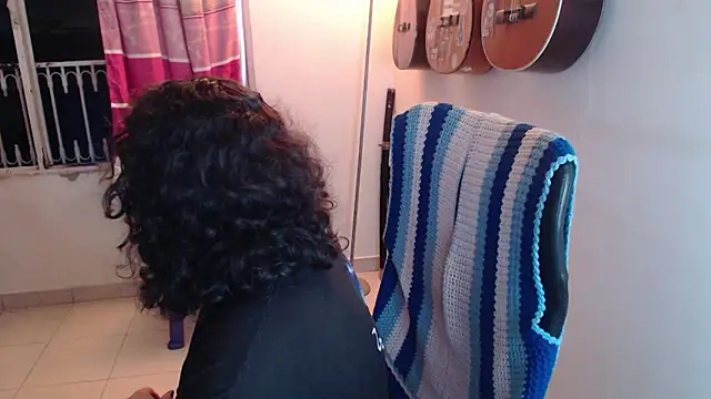 Smoke trip Alicia online show from October 12, 2025, 2:43 am