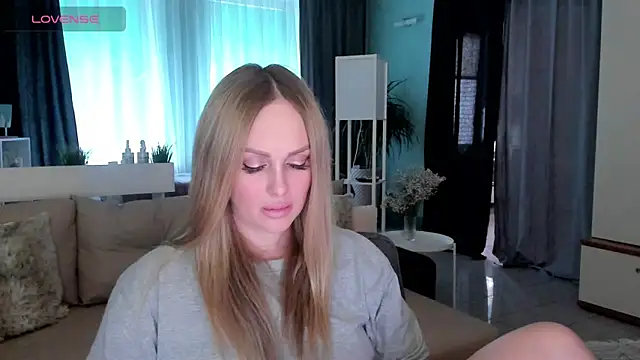 Libby Nora online show from February 12, 2025, 12:12 pm