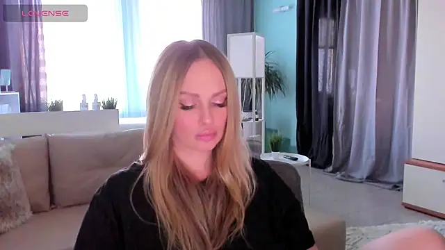 Libby Nora online show from March 22, 2025, 2:36 pm