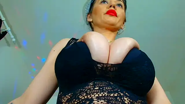 angeliquevany online show from January 28, 2025, 11:07 pm