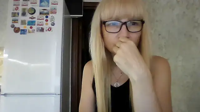 Snapshot of BarbaraKim chatting on July 14, 2026, 3:18 pm BarbaraKim online show from July 14, 2026, 3:18 pm