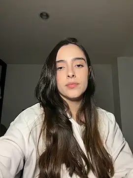 Snapshot of swrennn19 chatting on February 9, 2026, 11:53 pm swrennn19 online show from February 9, 2026, 11:53 pm