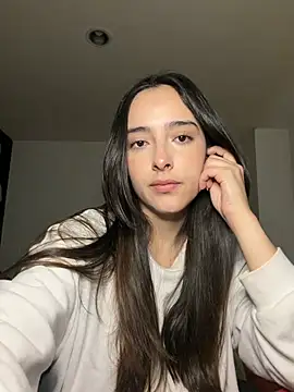 Snapshot of swrennn19 chatting on February 14, 2026, 4:26 pm swrennn19 online show from February 14, 2026, 4:26 pm