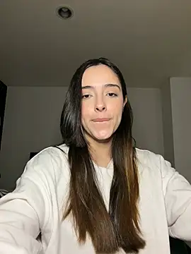 Snapshot of swrennn19 chatting on February 15, 2026, 4:25 pm swrennn19 online show from February 15, 2026, 4:25 pm