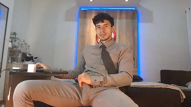 Snapshot of Andrew_4_ chatting on October 23, 2025, 3:17 am Andrew 4 online show from October 23, 2025, 3:17 am