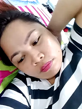 XXLorie 02 online show from March 4, 2025, 3:55 am