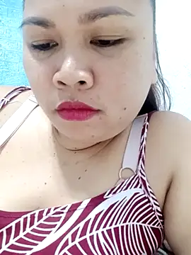 XXLorie 02 online show from March 6, 2025, 11:58 am