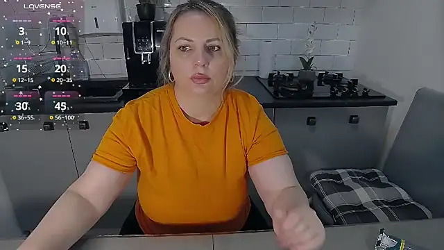 erikaerika online show from February 9, 2026, 8:18 am