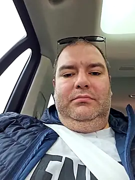 Andrew1900529 online show from October 8, 2025, 12:36 pm