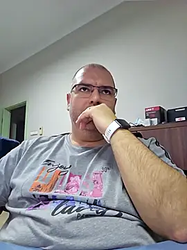 Andrew1900529 online show from November 26, 2025, 6:36 am