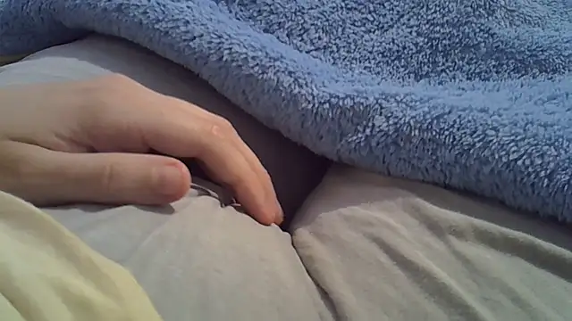 perescam online show from November 17, 2025, 9:09 pm