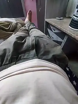 Snapshot of HotBoyOm chatting on December 6, 2024, 9:54 am HotBoyOm online show from December 6, 2024, 9:54 am