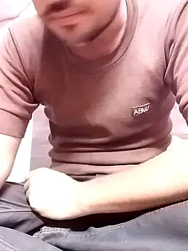 Snapshot of HotBoyOm chatting on February 9, 2025, 6:05 pm HotBoyOm online show from February 9, 2025, 6:05 pm